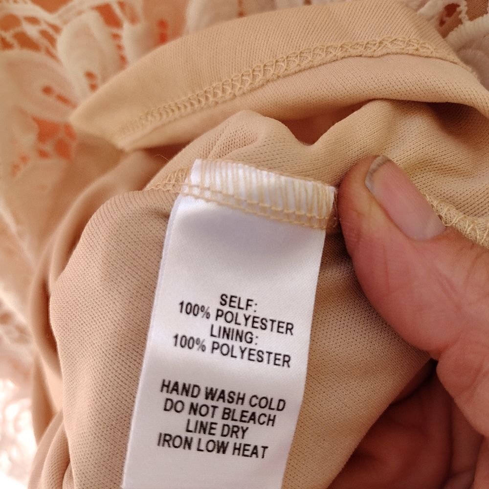 Lulus maxi dress   - Picture 10 of 11